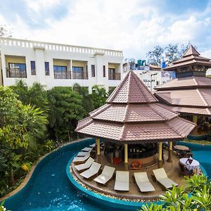 Deluxe Double or Twin Room Pool View